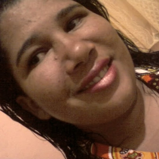 Claudia Marques Photo 15