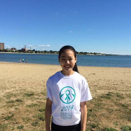 Alicia Yang Photo 12
