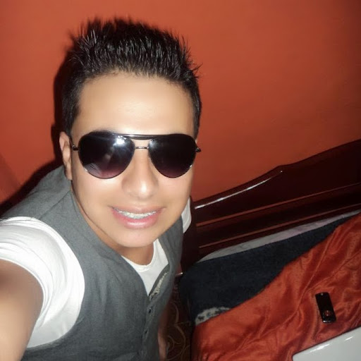 Alvaro Aza Photo 1