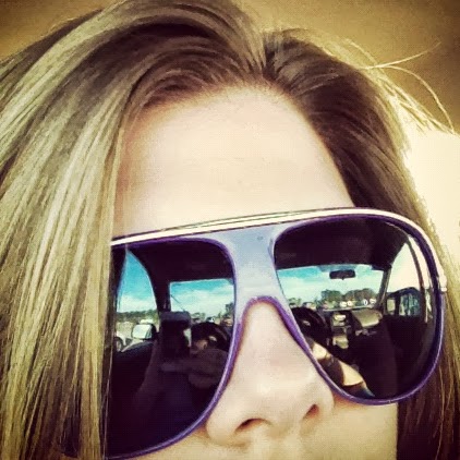 Laura Dunham Photo 25