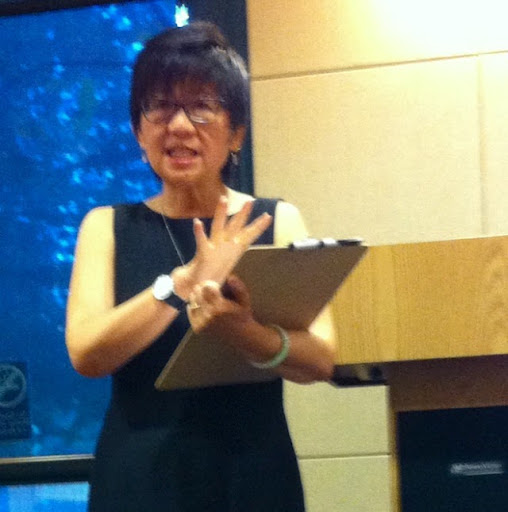 Karen Gee Photo 34