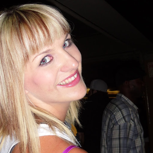 Carrie Patterson Photo 20