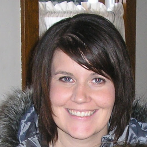 Beth Martinez Photo 3
