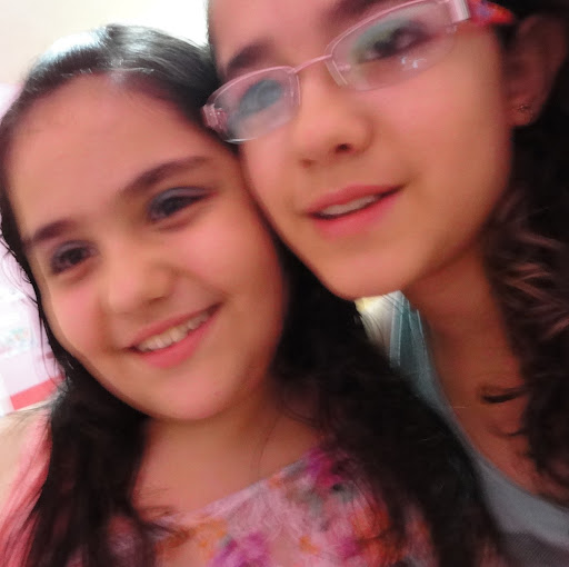 Giovanna Costa Photo 24
