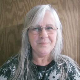 Christine Davidson Photo 35