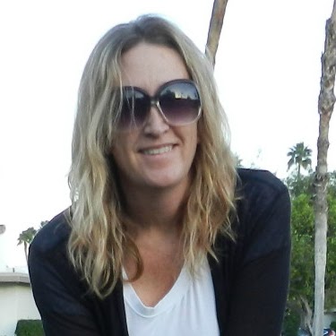 Jennifer Broderick Photo 14