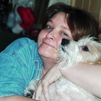 Stephanie Robbins Photo 33