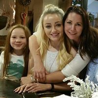 Karin Brown Photo 8
