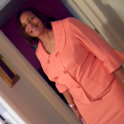 Debbie Lee Photo 33