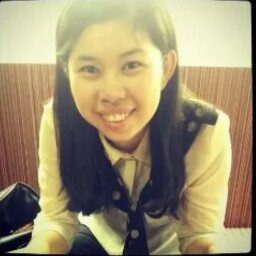 Molly Yang Photo 21