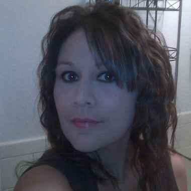 Gina Saenz Photo 18