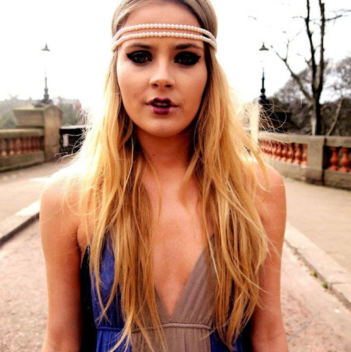 Rebecca Eland Photo 4