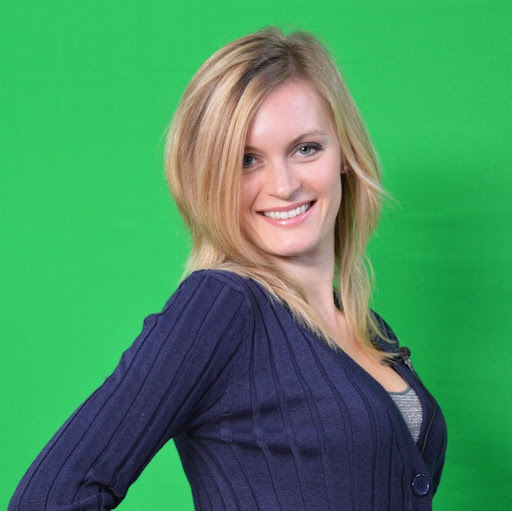 Candace Miller Photo 39