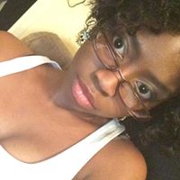 Jasmine Holmes Photo 28