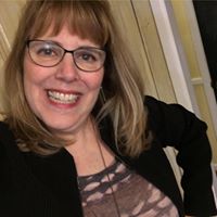 Elizabeth Epstein Photo 18