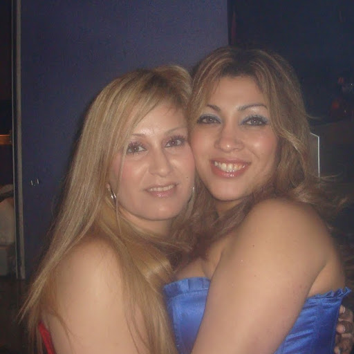 Annette Garcia Photo 31
