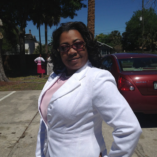 Janice Thomas Photo 24