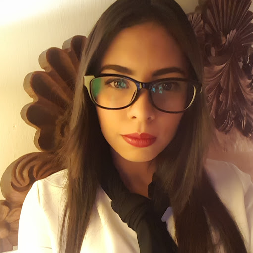 Mayra Fuentes Photo 15