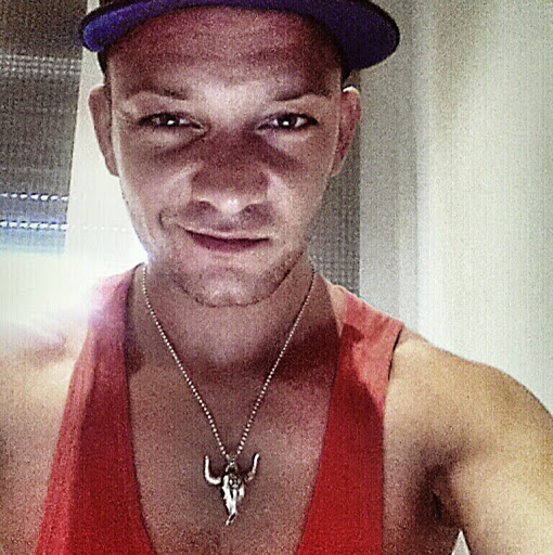 Chris Lively Photo 24