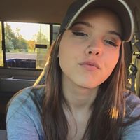 Emily Taylor Photo 41
