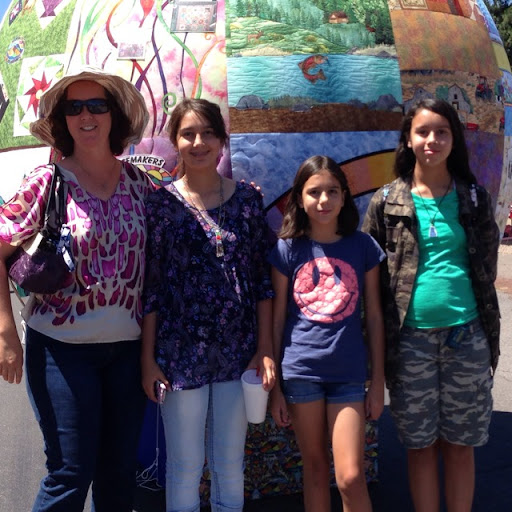 Christine Becerra Photo 16
