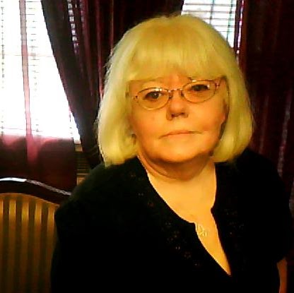 Linda Ward Photo 37