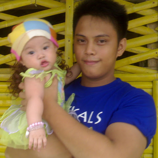 Arnold Manabat Photo 10