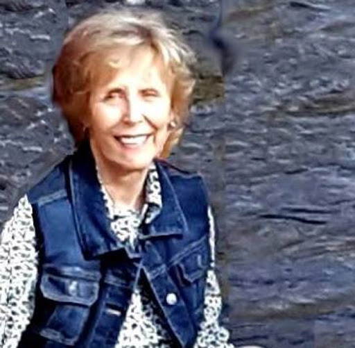 Ann Massey Photo 34