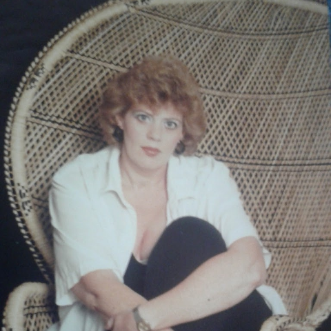 Kathy Moore Photo 17