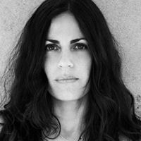 Sharon Lavi Photo 4