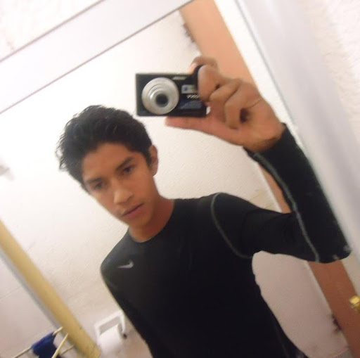 Marcos Colon Photo 27