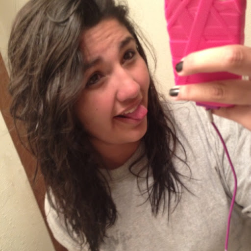 Sarah Ozuna Photo 9
