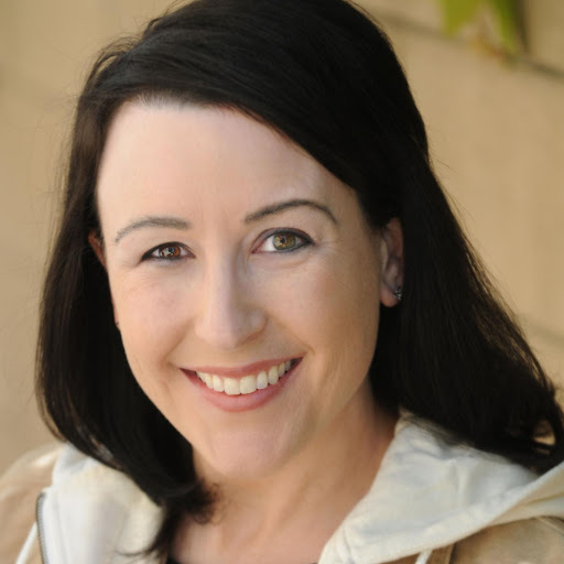Andrea Carlson Photo 17