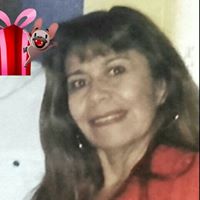 Elizabeth Fuenzalida Photo 4