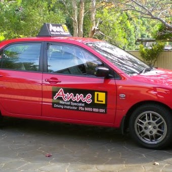 Anne Woods Photo 38