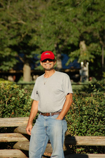 George Schneider Photo 18