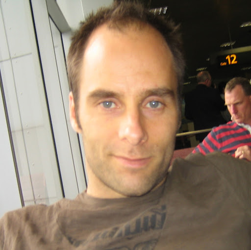 Simon Dale Photo 18