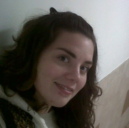 Danielle Cook Photo 33