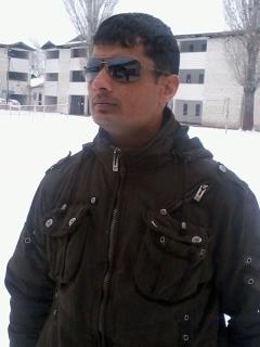 Aslam Khan Photo 8