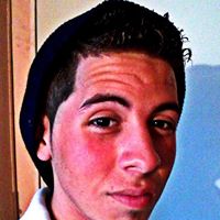 Daniel Escobar Photo 35