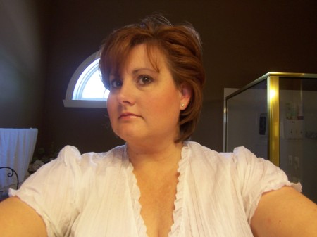 Jennifer Lowe Photo 30