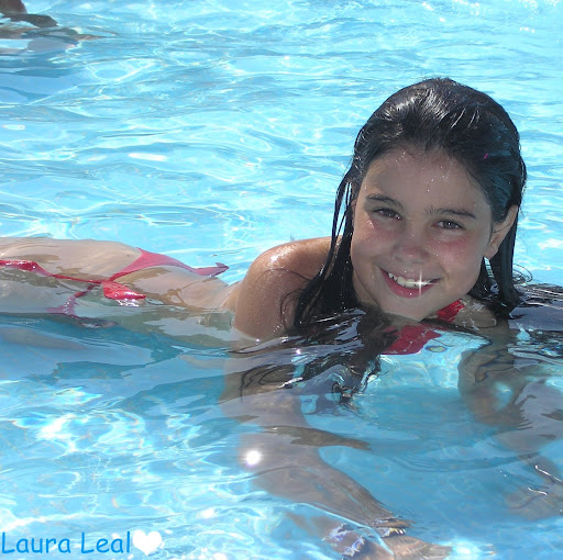 Laura Leal Photo 37