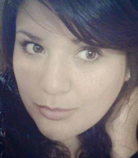 Sandra Manzano Photo 20