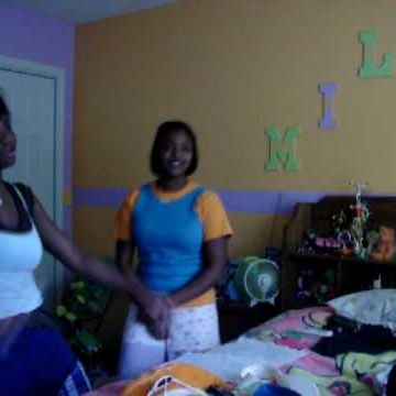 Jamila Brown Photo 24