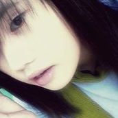 Sarah Dulay Photo 9