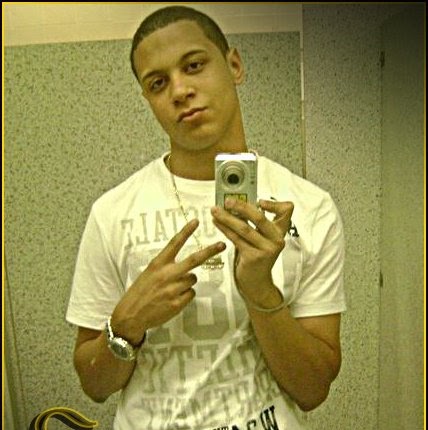 Hector Guzman Photo 43