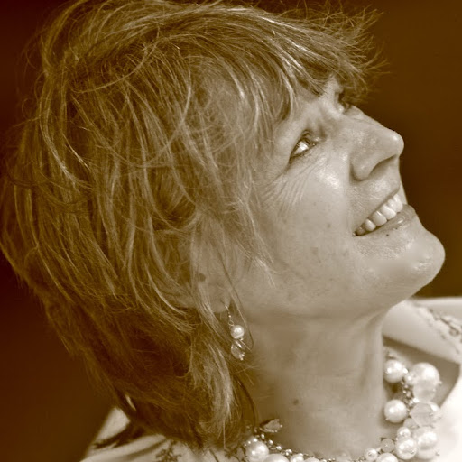 Marian Mills Photo 24