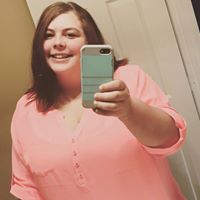 Nicole Hill Photo 16