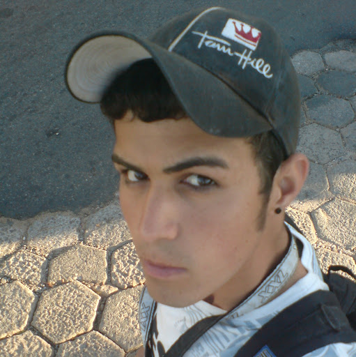 Rafael Torres Photo 30