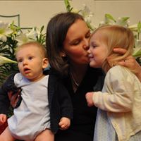 Sarah Lang Photo 15